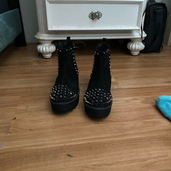 Cape Robin Platform Boots (Combat Studded Ankle Boots) Never Worn - Picture 6 of 8